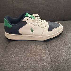 POLO COLOR-BLOCK SNEAKERS 💚💙